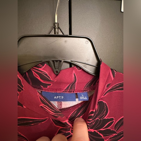NWT maroon and black floral Apt. 9 dress, size large. - Picture 2 of 3